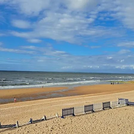 Апартаменты Chic, Hyper Centre, 4 Minutes De La *