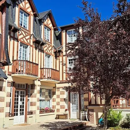 Chic, Hyper Centre, 4 Minutes De La Cabourg