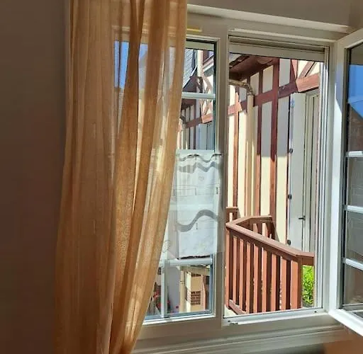 Chic, Hyper Centre, 4 Minutes De La